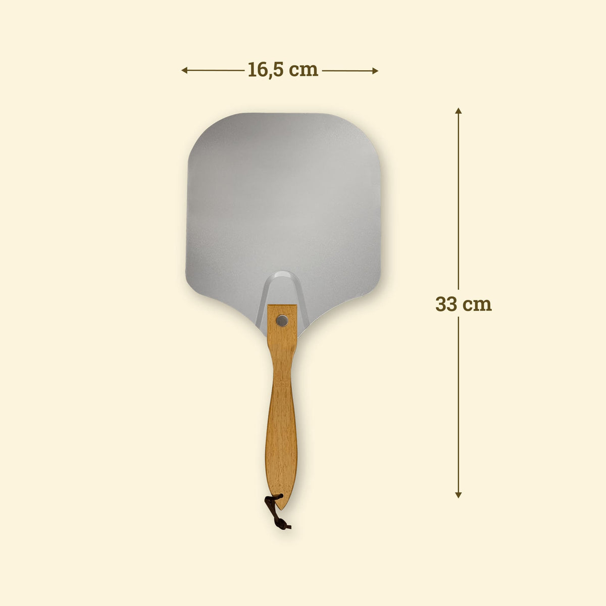Classic pizza peel, 33 cm, with a 16.5 cm aluminium head and a wooden handle with a strap.